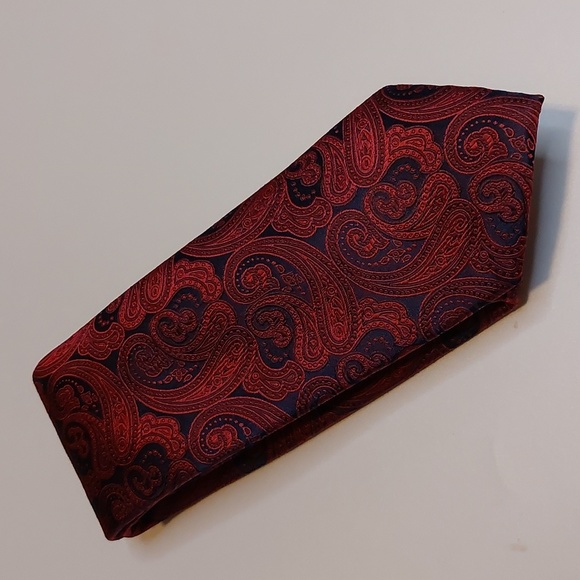 Ted Baker London Other - Ted Baker London Textured Paisley All Silk Designer Neck Tie Fushcia Red Navy